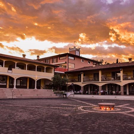 Ahg Donna Silvia Wellness Hotel Manerba del Garda Zewnętrze zdjęcie