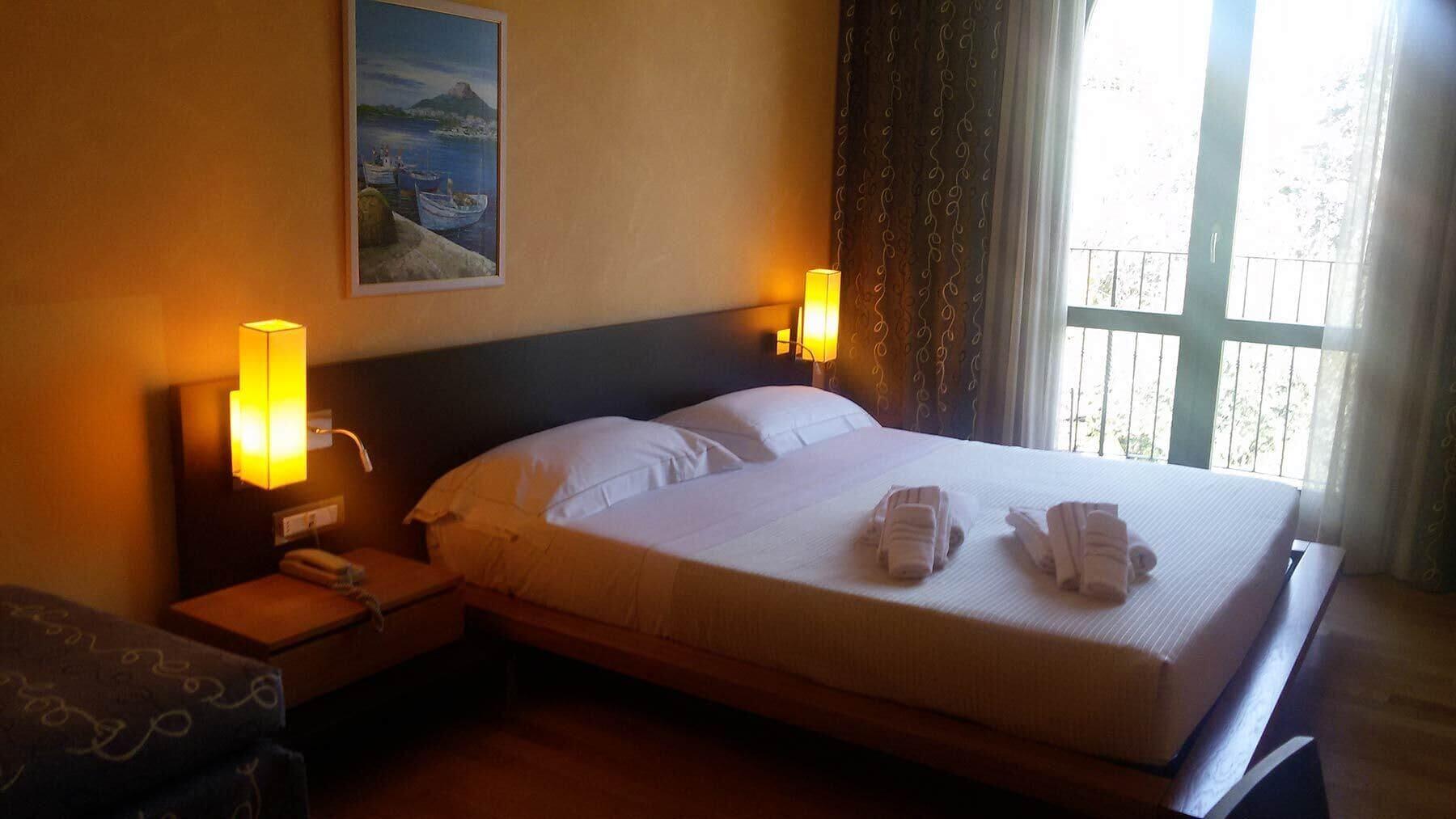 Ahg Donna Silvia Wellness Hotel Manerba del Garda Zewnętrze zdjęcie