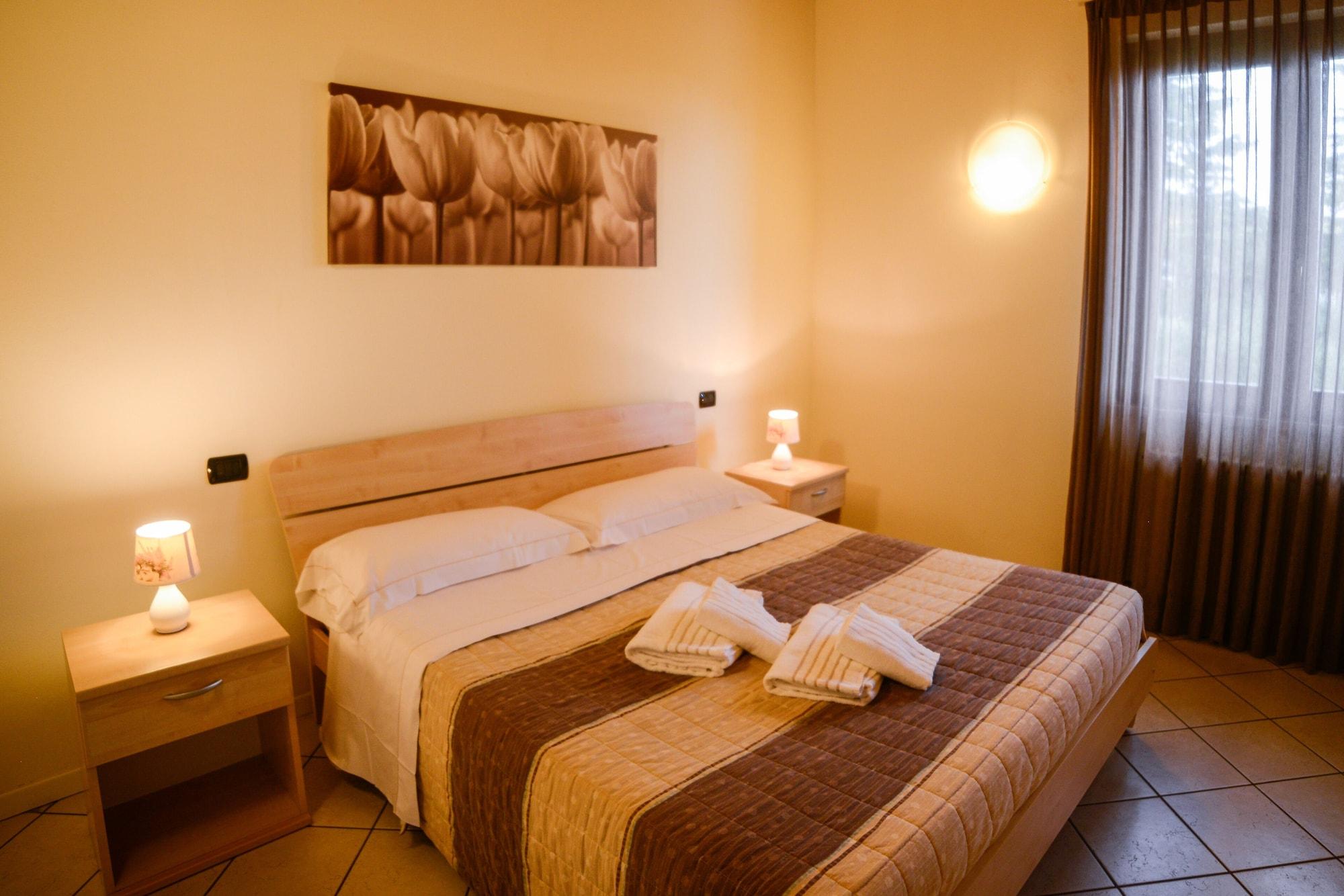 Ahg Donna Silvia Wellness Hotel Manerba del Garda Zewnętrze zdjęcie