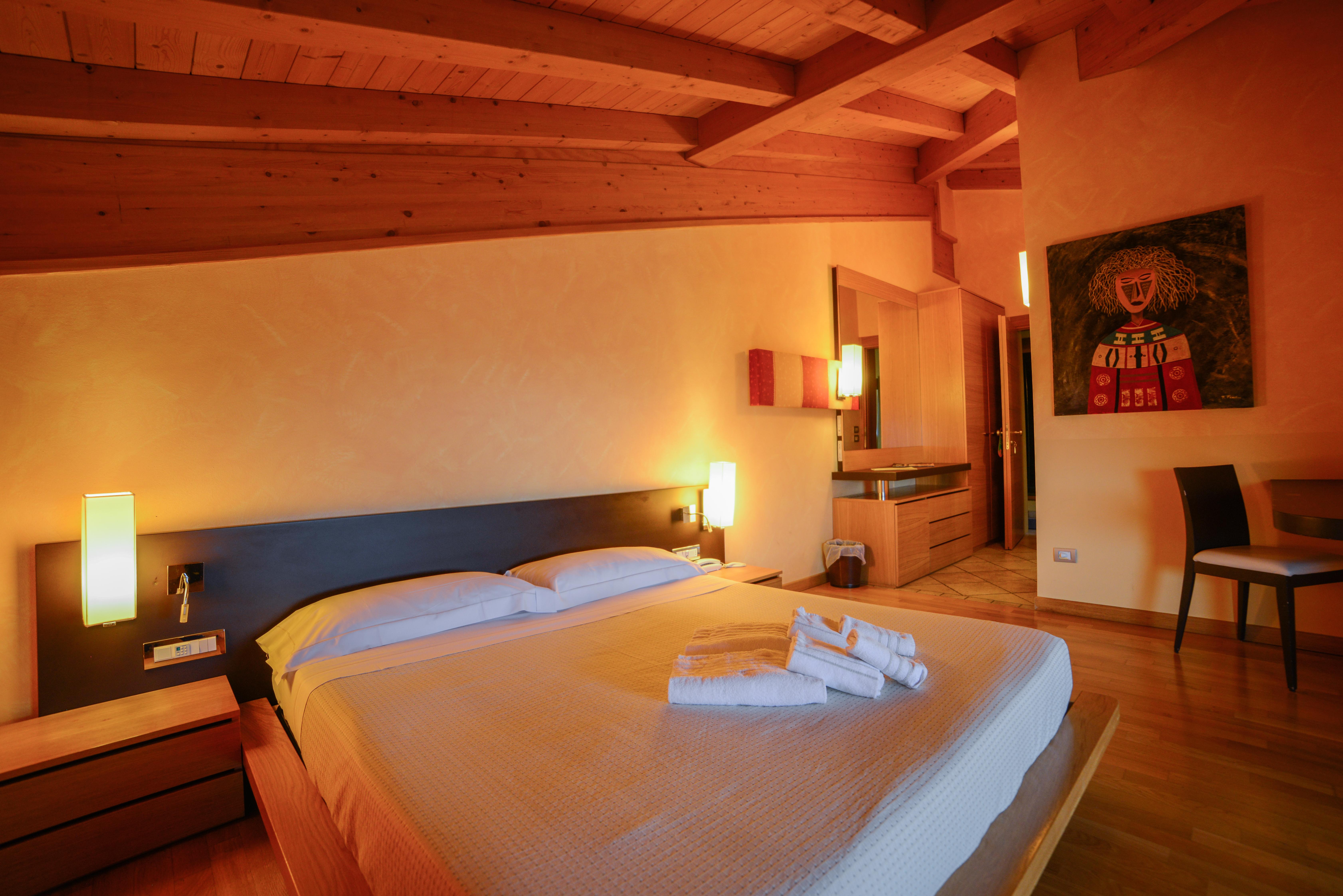 Ahg Donna Silvia Wellness Hotel Manerba del Garda Zewnętrze zdjęcie